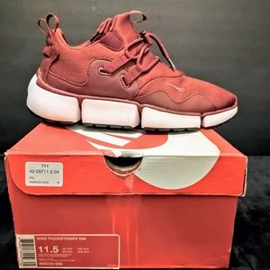 Nike Pocketknife DM